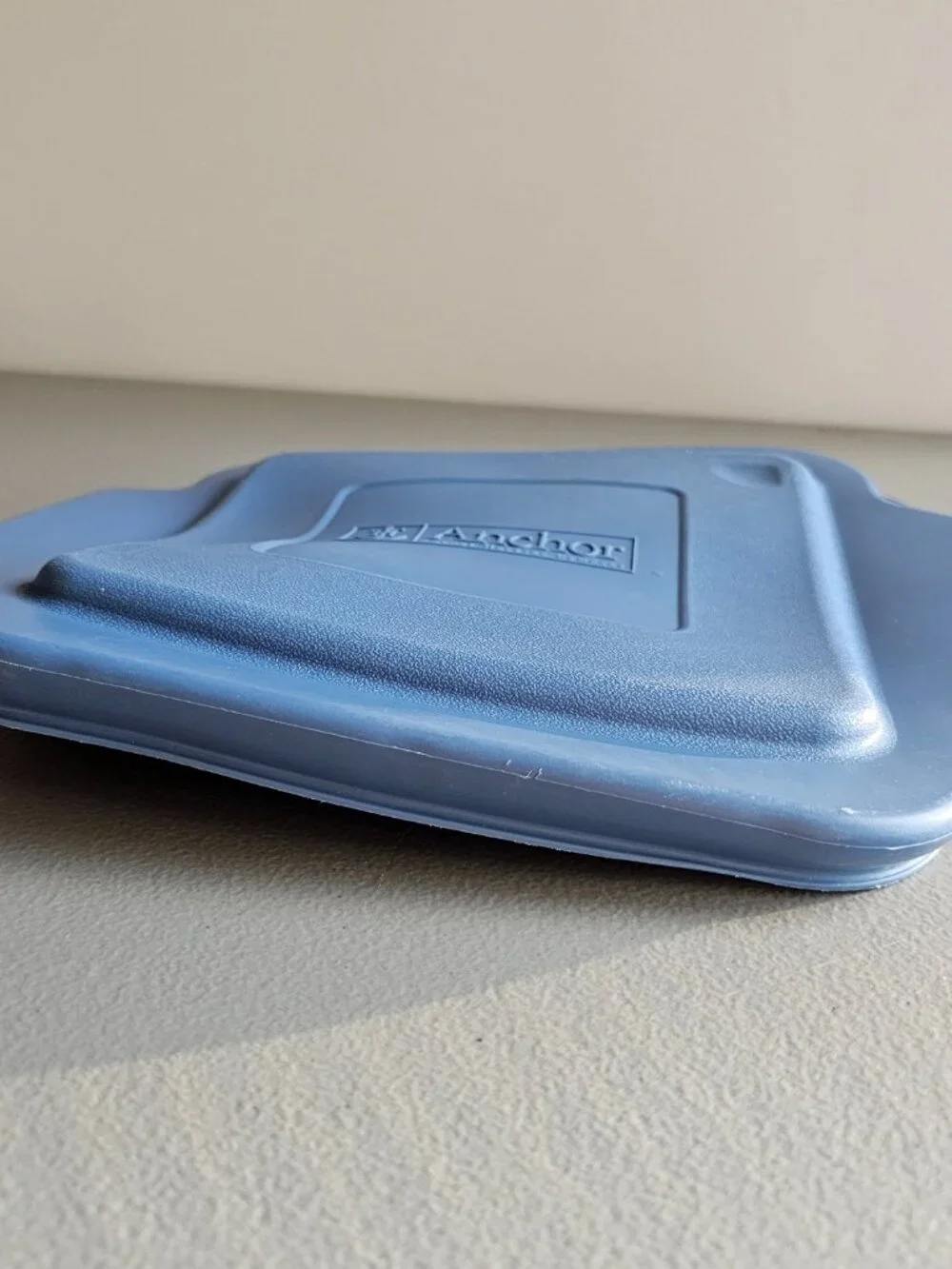 Anchor Hocking Blue Rubber/Plastic Replacement Lid 5913-11 For 8” Square Dish